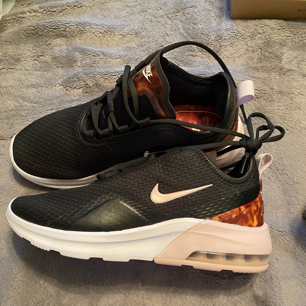 Women’s Nikes